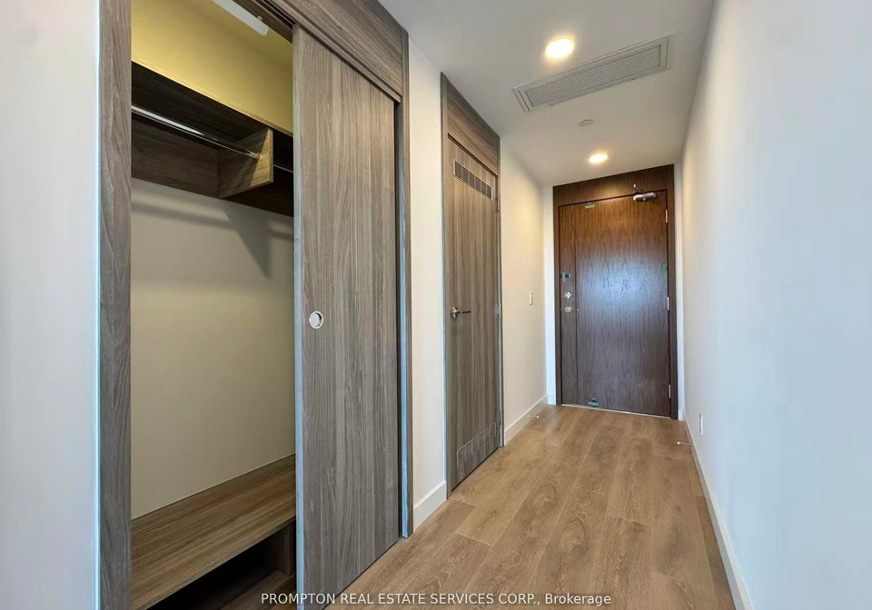 68-esther-shiner-boulevard-toronto-north-york-ontario-c13534884