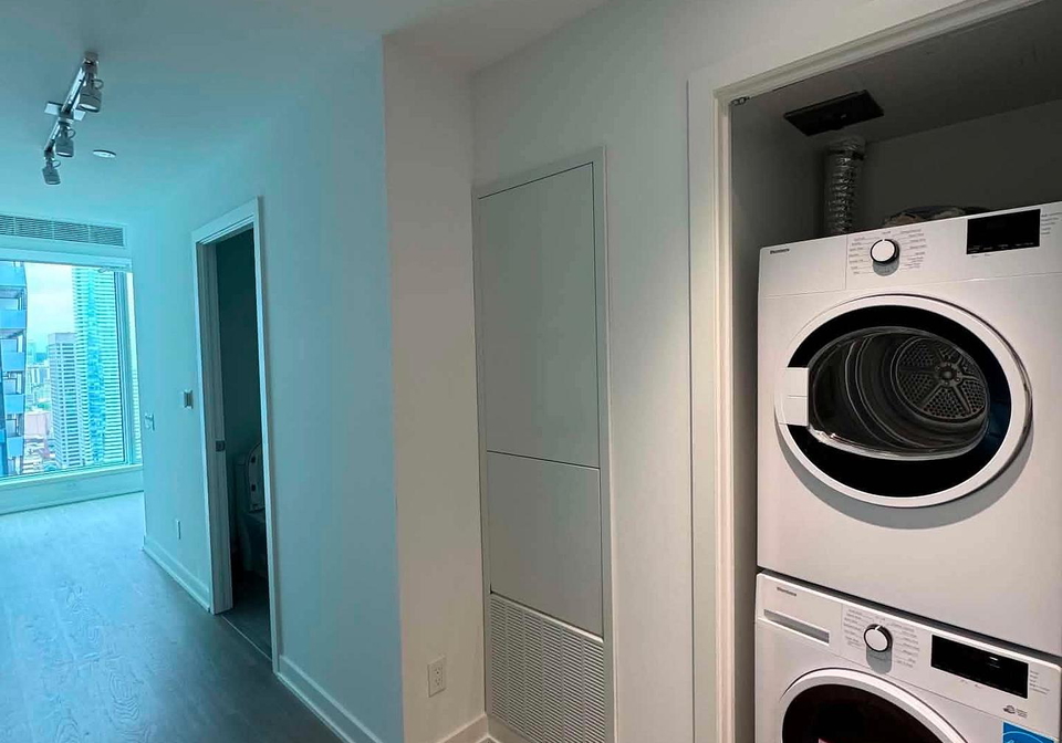 8-wellesley-street-w-toronto-toronto-ontario-c13535058