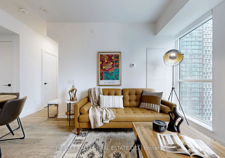 327-king-street-w-toronto-toronto-ontario-c13535062