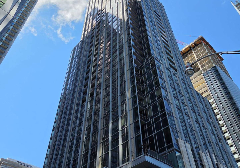 11-yorkville-avenue-toronto-toronto-ontario-c13535200