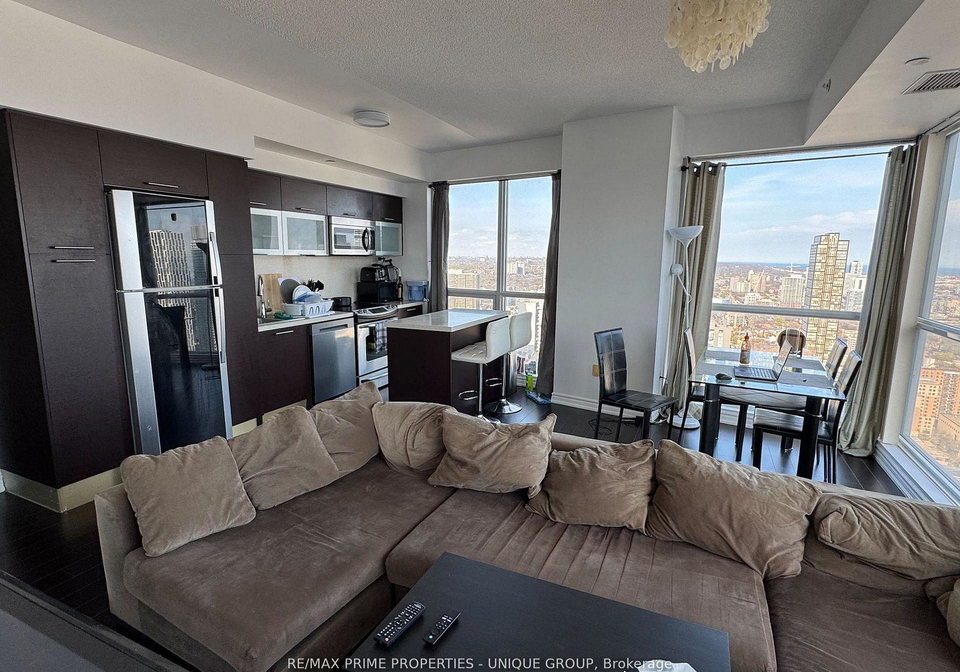 386-yonge-street-toronto-toronto-ontario-c13535506