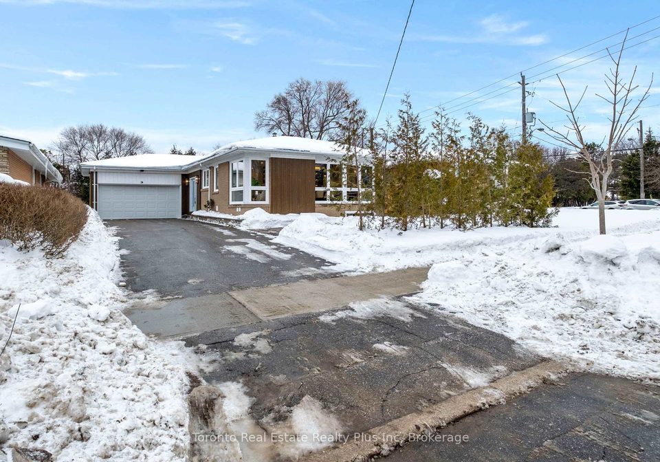3-blithfield-avenue-toronto-north-york-ontario-c13535512