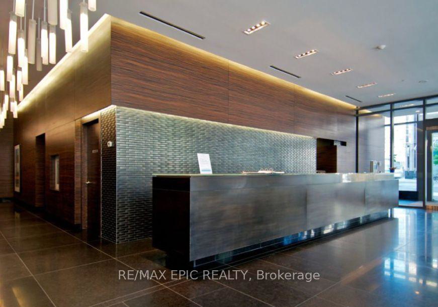 770-bay-street-toronto-toronto-ontario-c13535524