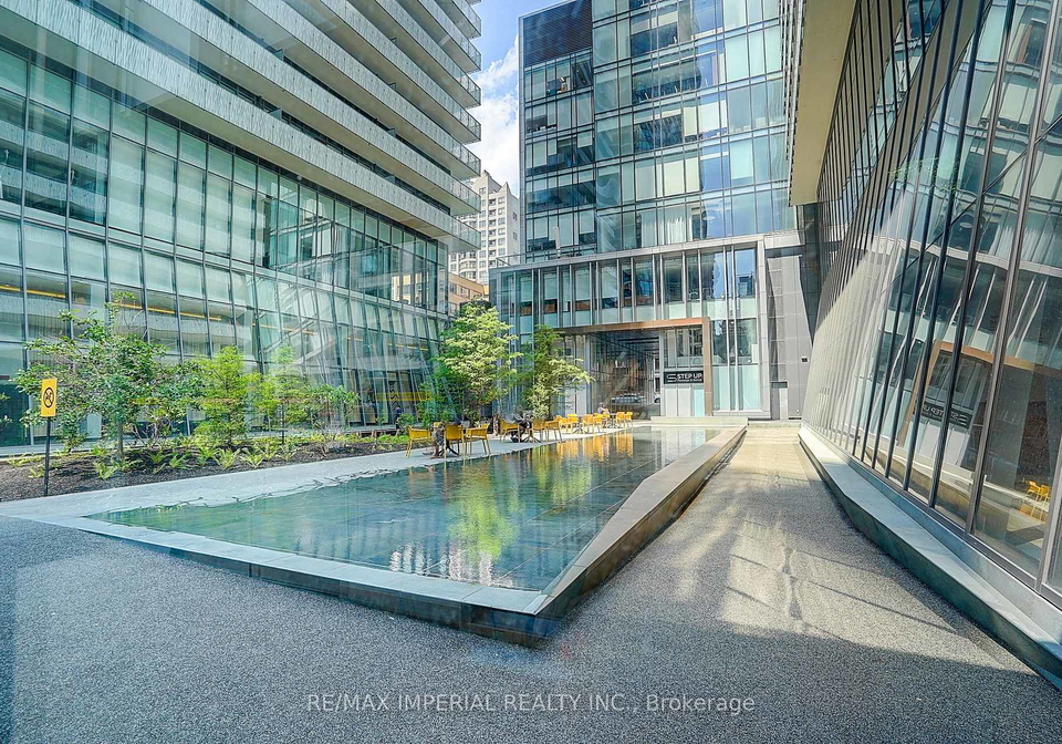 50-charles-street-e-toronto-toronto-ontario-c13535646