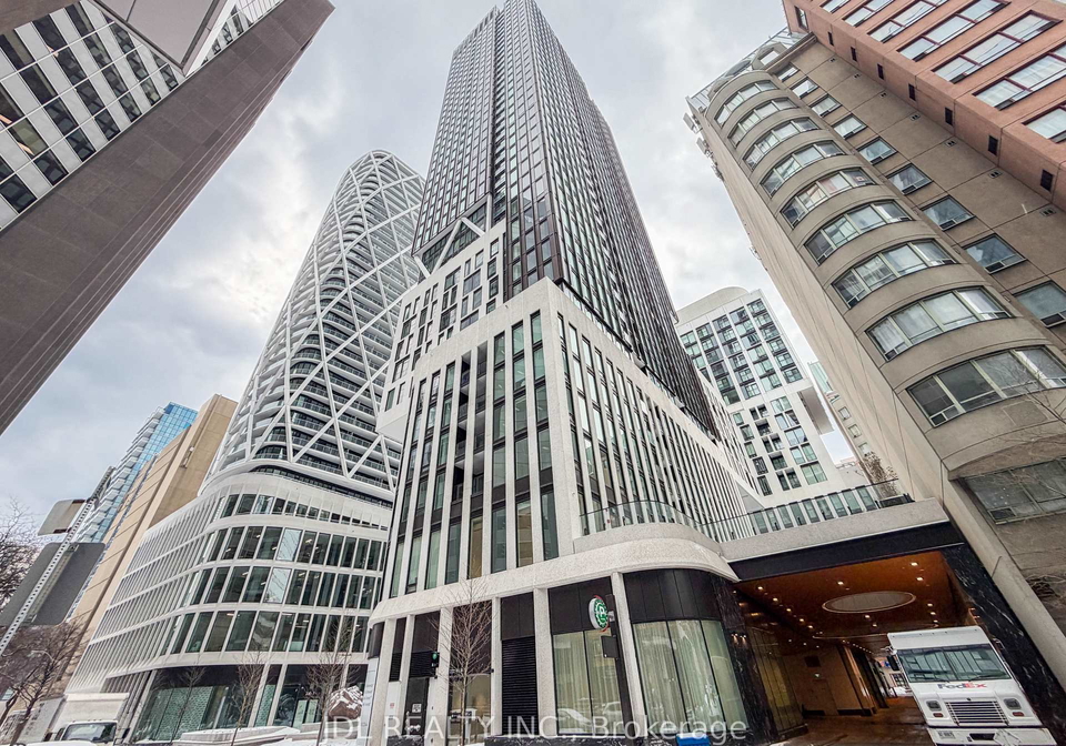 238-simcoe-street-toronto-toronto-ontario-c13535720