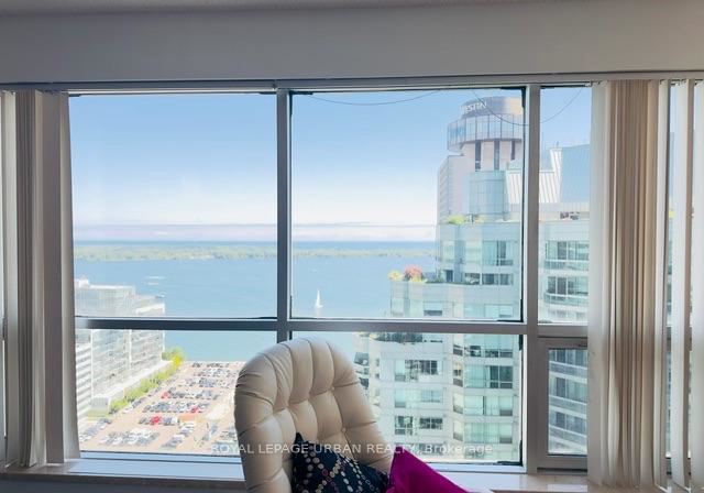 10-yonge-street-toronto-toronto-ontario-c13535836