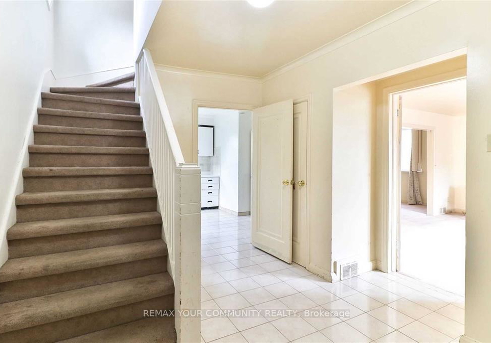 6-lennox-street-toronto-toronto-ontario-c13536068
