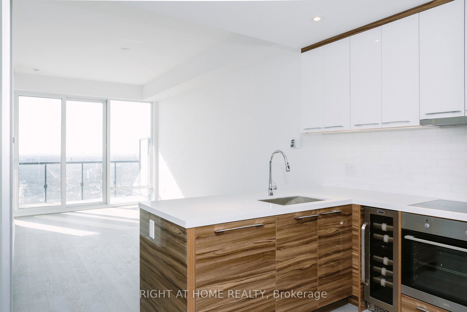 488-university-avenue-toronto-toronto-ontario-c13536446