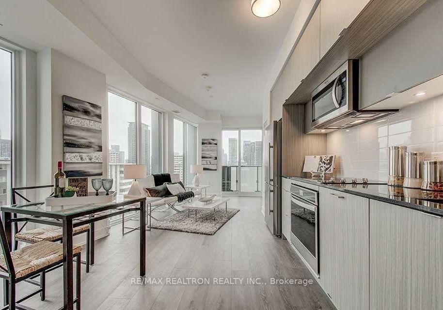 575-bloor-street-e-toronto-toronto-ontario-c13536582