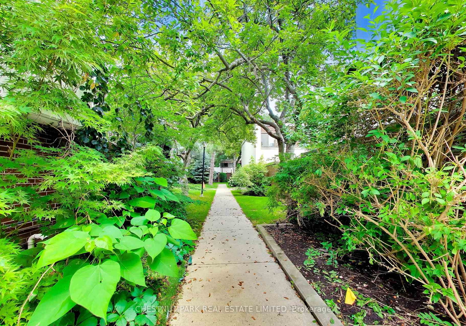 396-woodsworth-road-toronto-north-york-ontario-c13536650