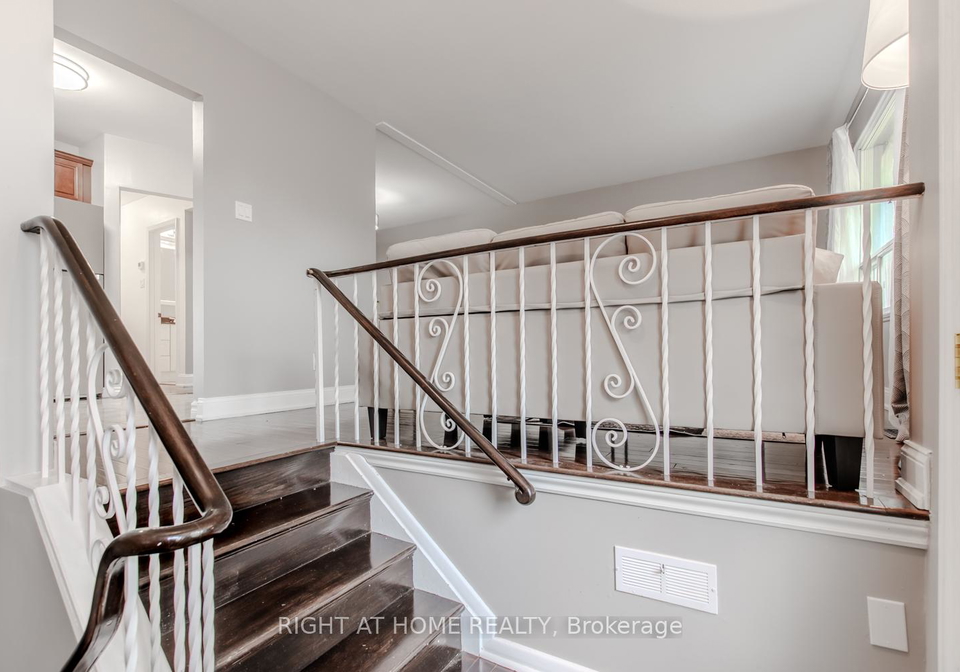 12-murellen-crescent-toronto-north-york-ontario-c13536724