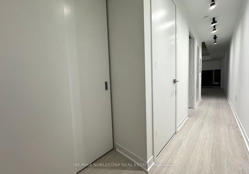 195-mccaul-street-toronto-toronto-ontario-c13536816