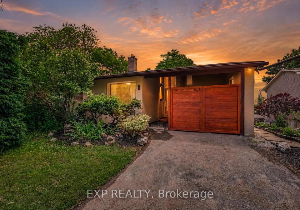 160-cottonwood-drive-toronto-north-york-ontario-c13536896