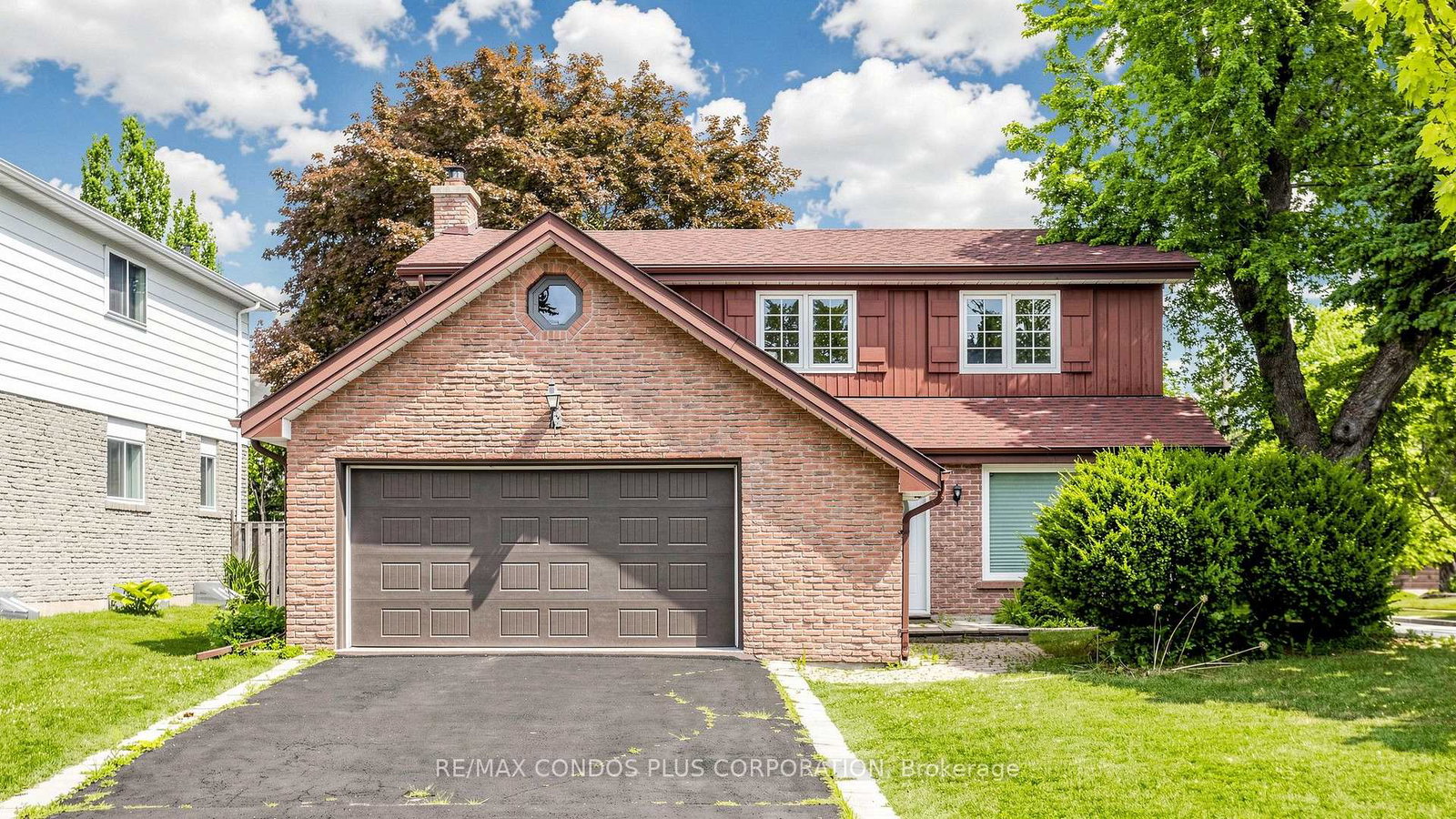 22-denlow-boulevard-toronto-north-york-ontario-c13537016