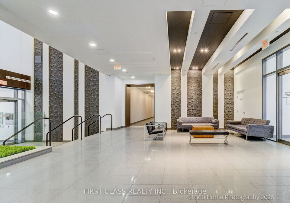 20-bruyeres-mews-toronto-toronto-ontario-c13537022