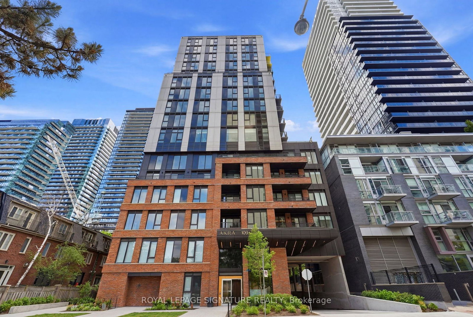 109-erskine-avenue-toronto-toronto-ontario-c13537152