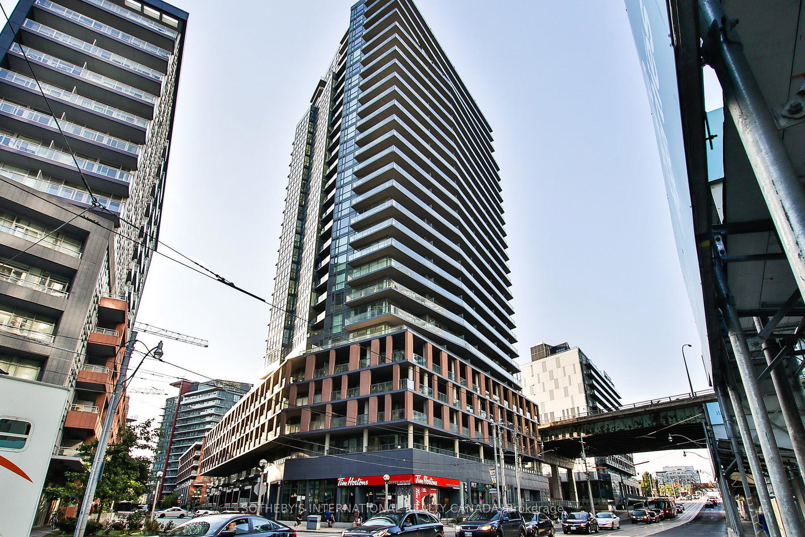 20-bruyeres-mews-toronto-toronto-ontario-c13537220