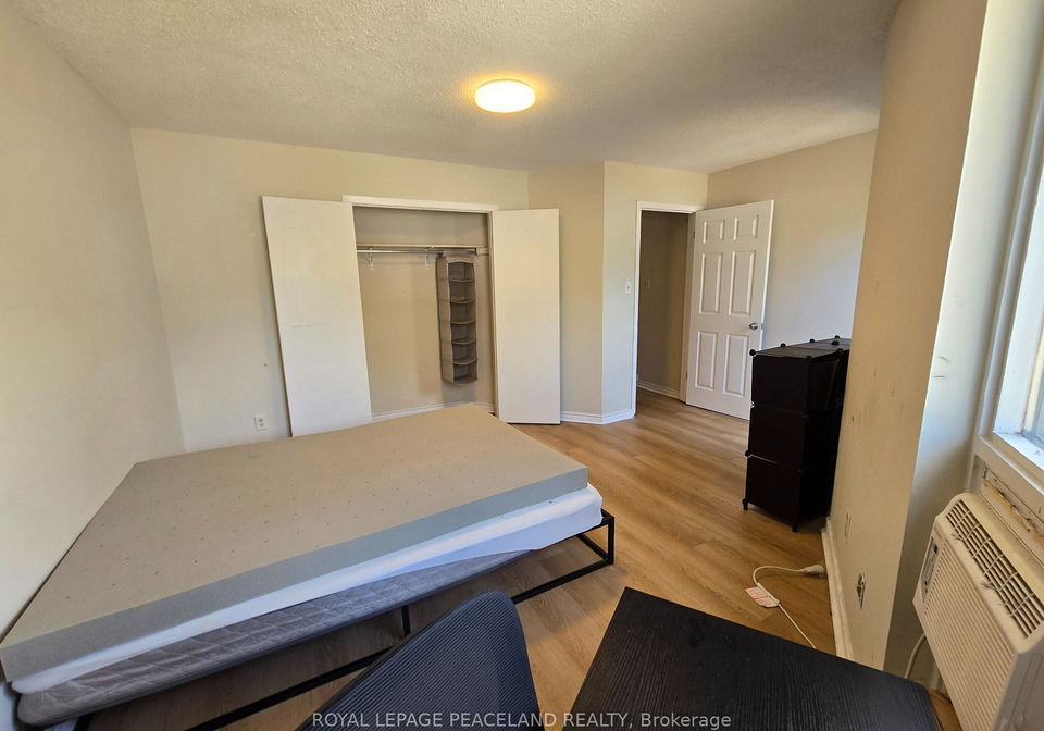 558-spadina-crescent-toronto-toronto-ontario-c13537398