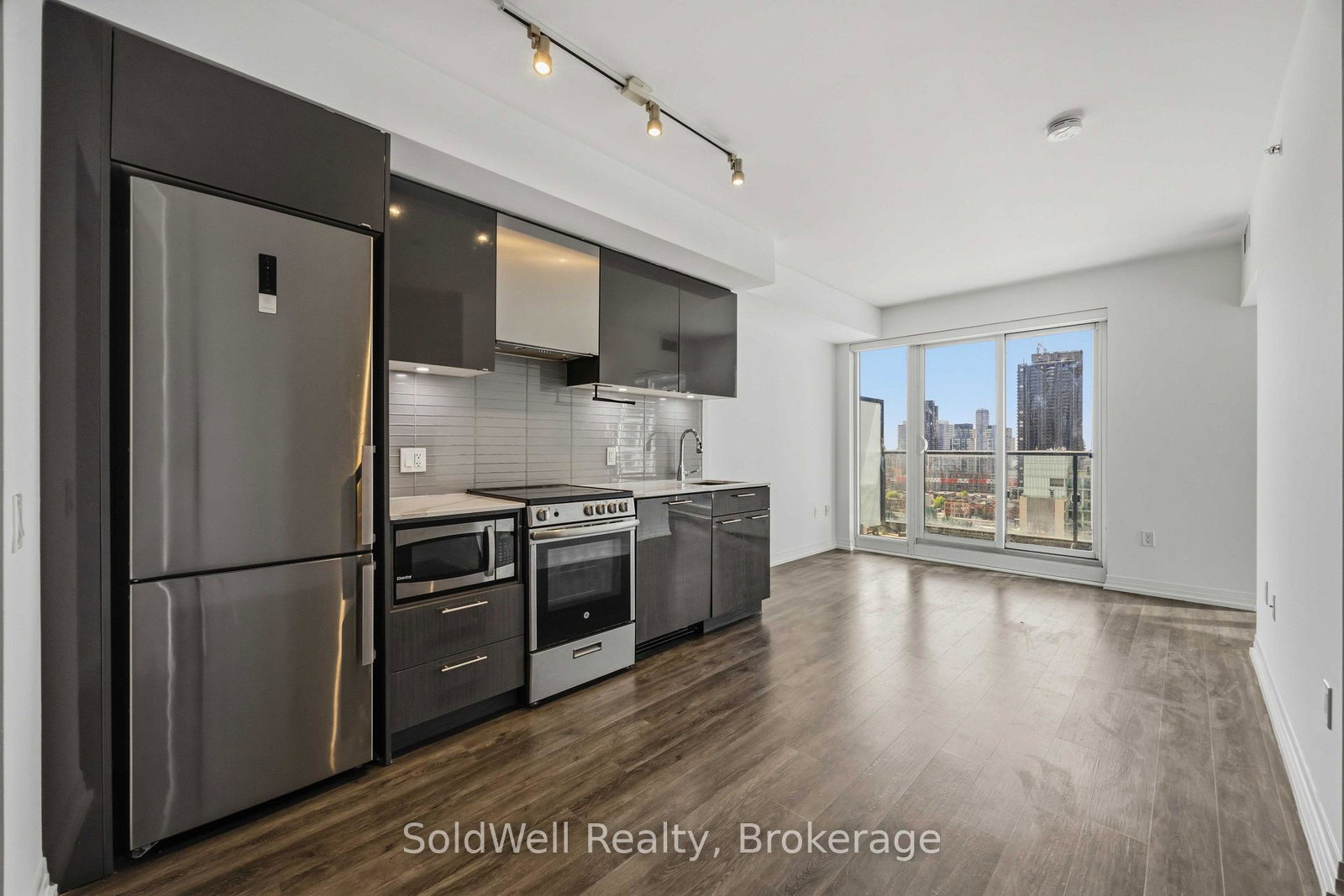 251-jarvis-street-toronto-toronto-ontario-c13537544