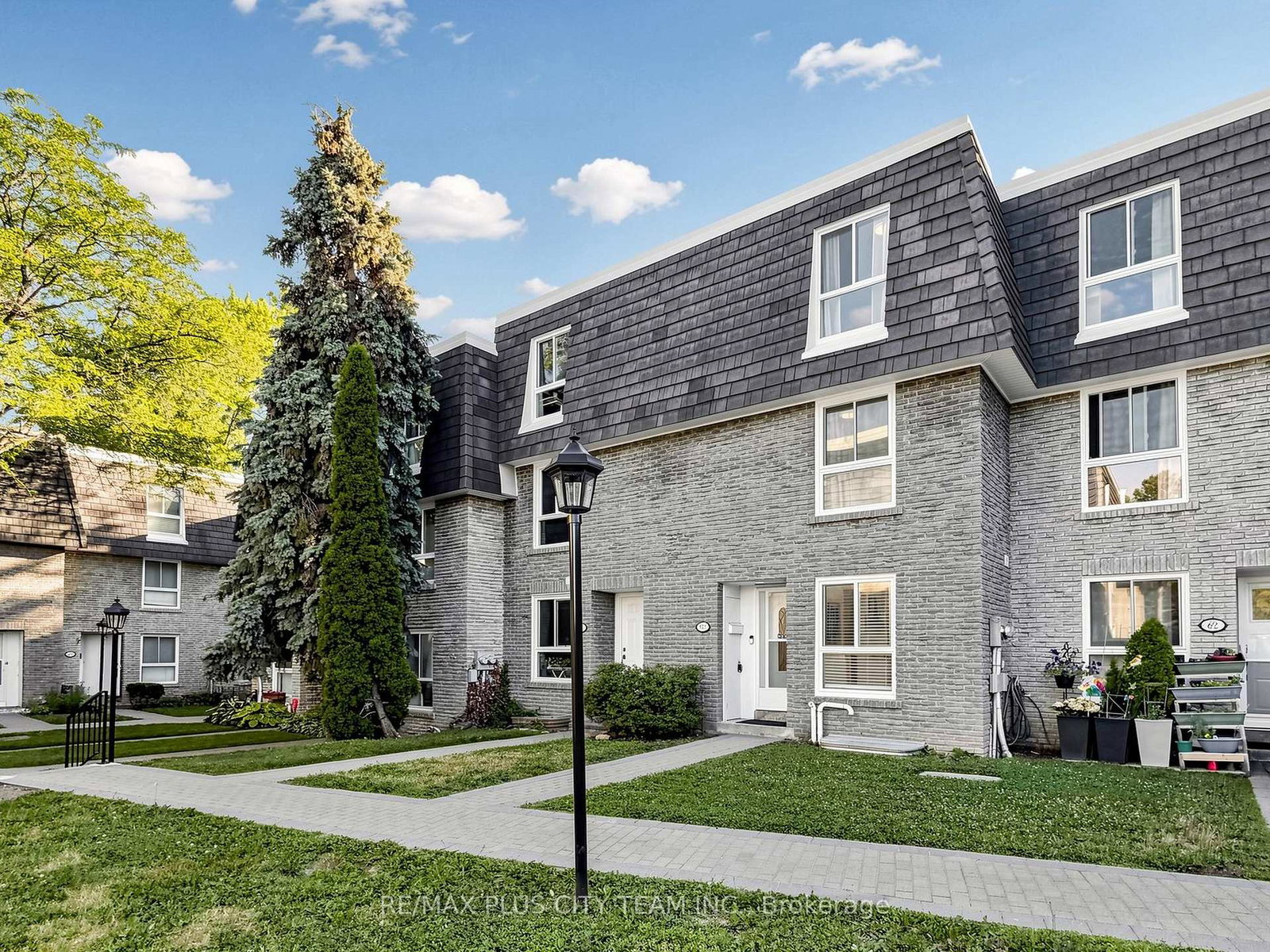 60-tangle-briar-way-toronto-north-york-ontario-c13537692