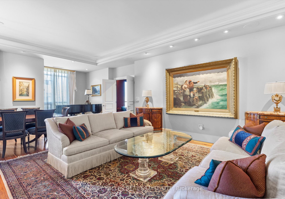 662-sheppard-avenue-e-toronto-north-york-ontario-c13537790