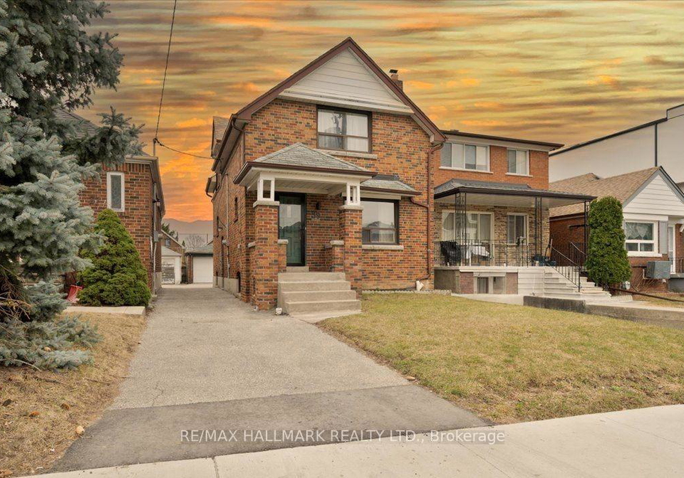 39-lanark-avenue-toronto-toronto-ontario-c13537856
