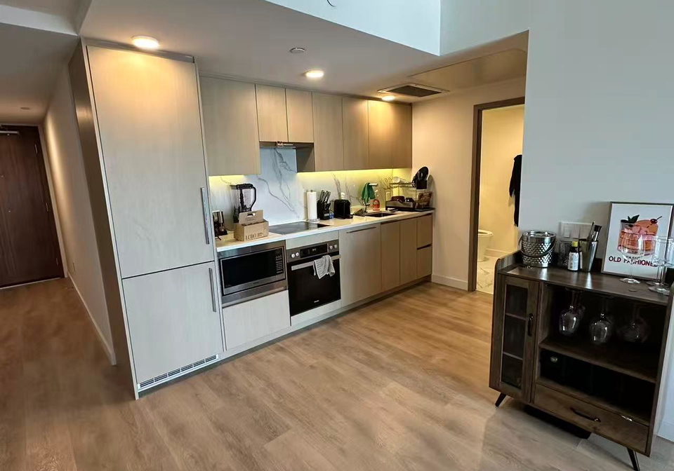 3-concord-cityplace-way-toronto-toronto-ontario-c13537882