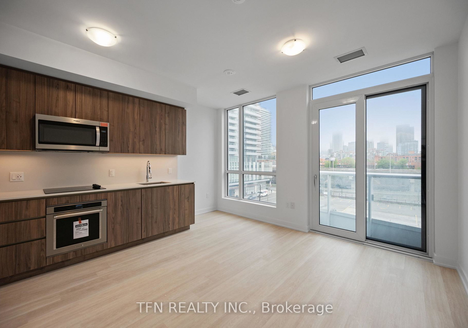 15-richardson-street-toronto-toronto-ontario-c13537908
