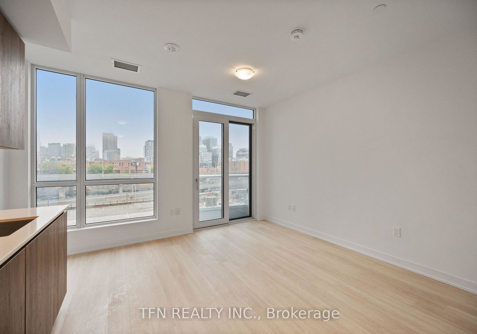 15-richardson-street-toronto-toronto-ontario-c13537908