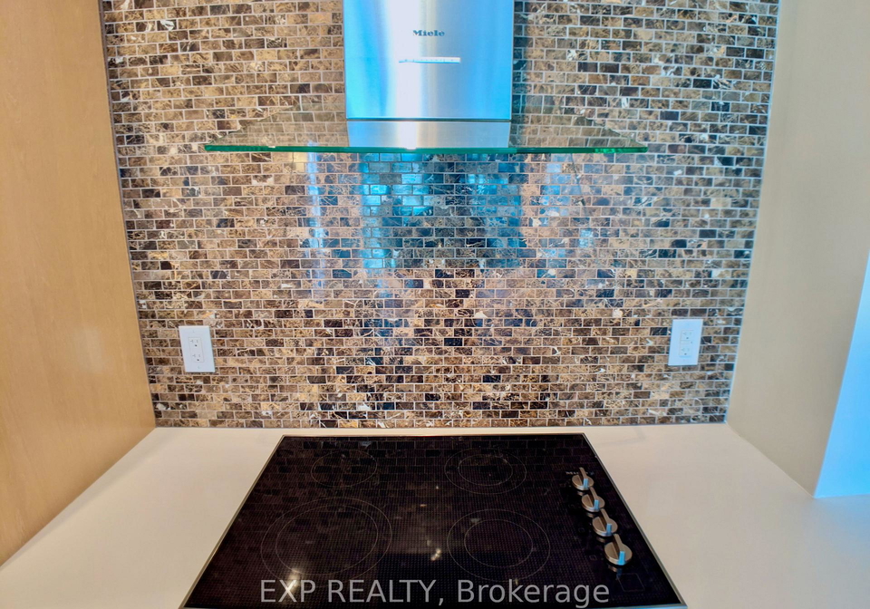 9-bogert-avenue-toronto-toronto-ontario-c13538008