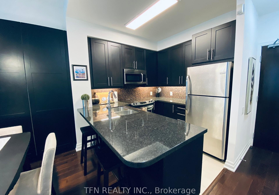 17-ruddington-drive-toronto-north-york-ontario-c13538552
