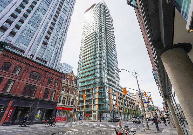 18-yorkville-avenue-toronto-toronto-ontario-c13538582