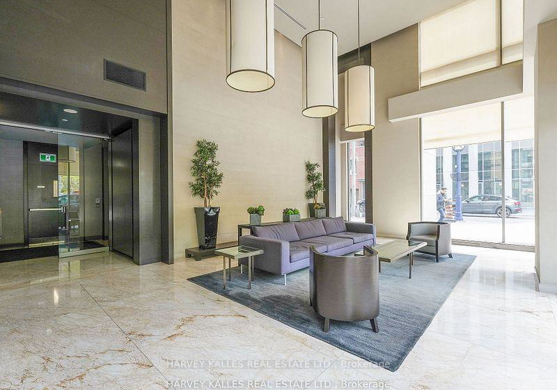 18-yorkville-avenue-toronto-toronto-ontario-c13538582