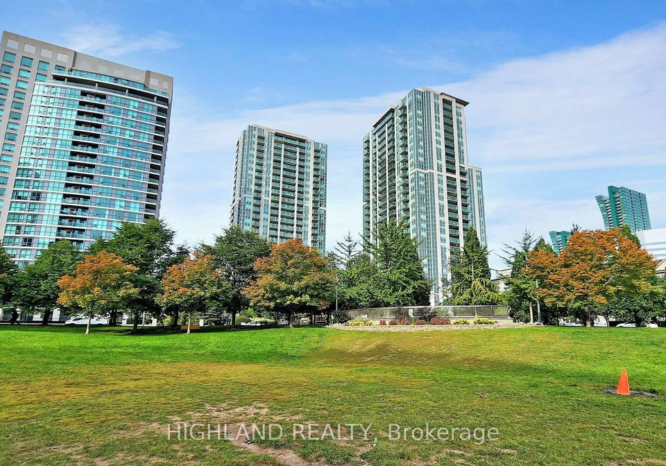 18-harrison-garden-toronto-north-york-ontario-c13538834