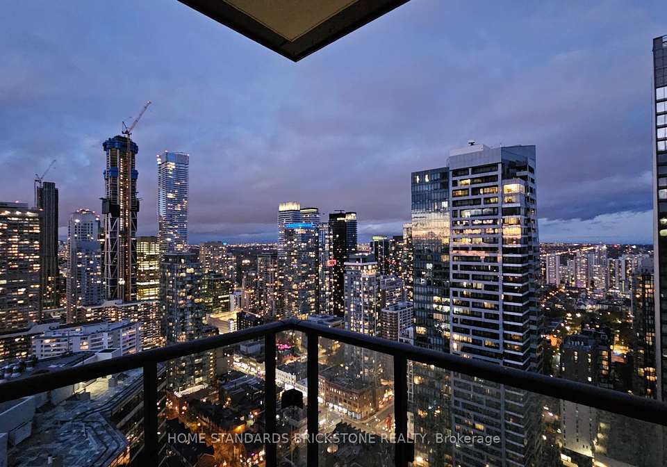 955-bay-street-toronto-toronto-ontario-c13538996