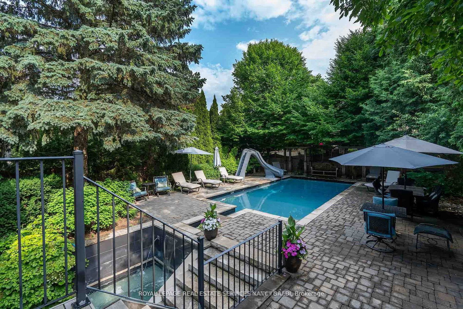 135-buckingham-avenue-toronto-north-york-ontario-c13539046