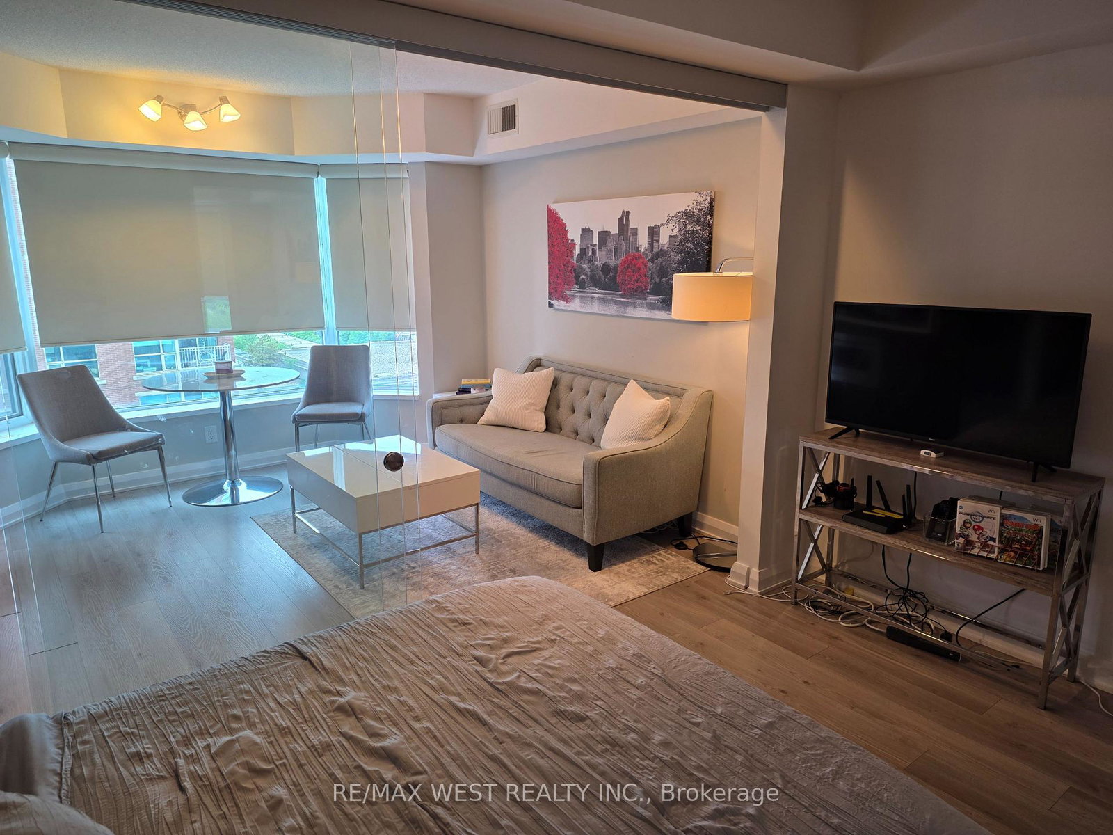 155-yorkville-avenue-toronto-toronto-ontario-c13539512