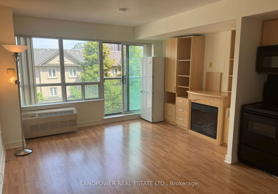 19-avondale-avenue-toronto-north-york-ontario-c13539518