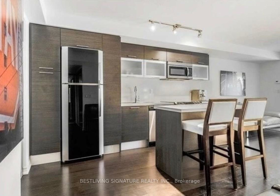 386-yonge-street-toronto-toronto-ontario-c13539530