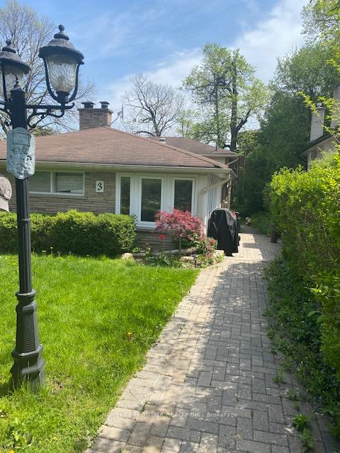 3-donna-court-toronto-north-york-ontario-c13539578