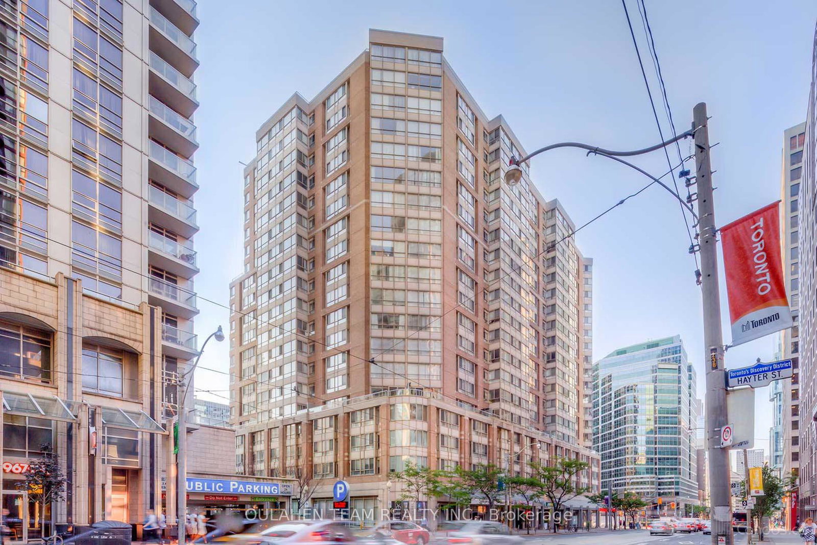 711-bay-street-toronto-toronto-ontario-c13539626