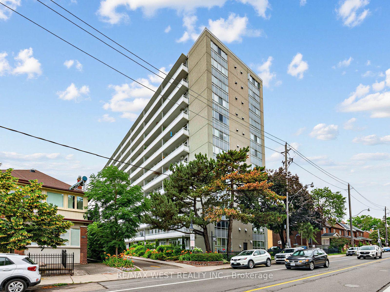 580-christie-street-toronto-toronto-ontario-c13539692