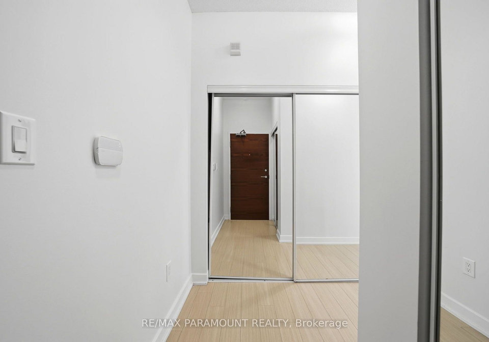 10-capreol-court-toronto-toronto-ontario-c13539992