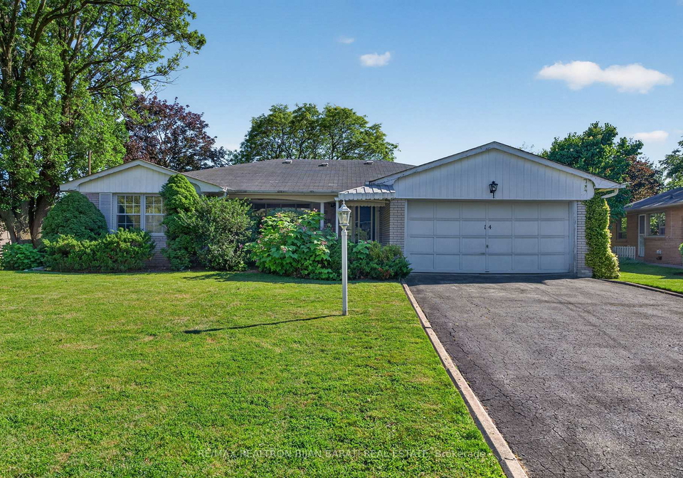 14-heathview-avenue-toronto-north-york-ontario-c13540148