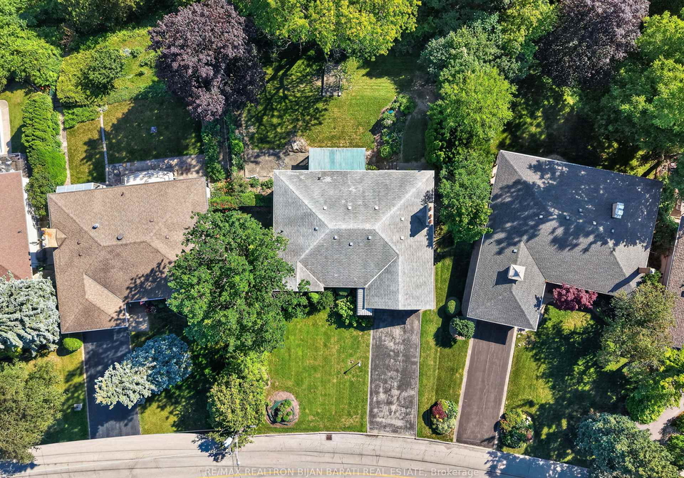 14-heathview-avenue-toronto-north-york-ontario-c13540148