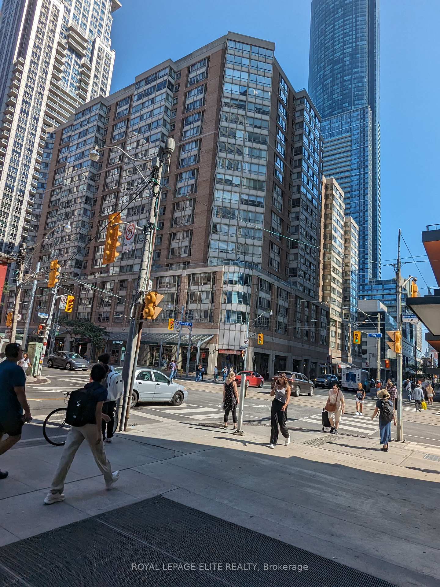 711-bay-street-toronto-toronto-ontario-c13540312
