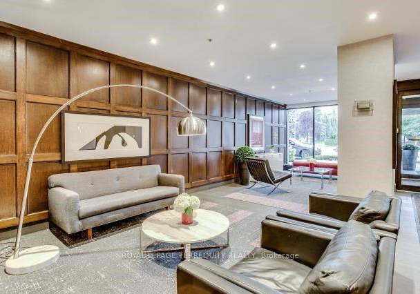 235-st-clair-avenue-w-toronto-toronto-ontario-c13540340