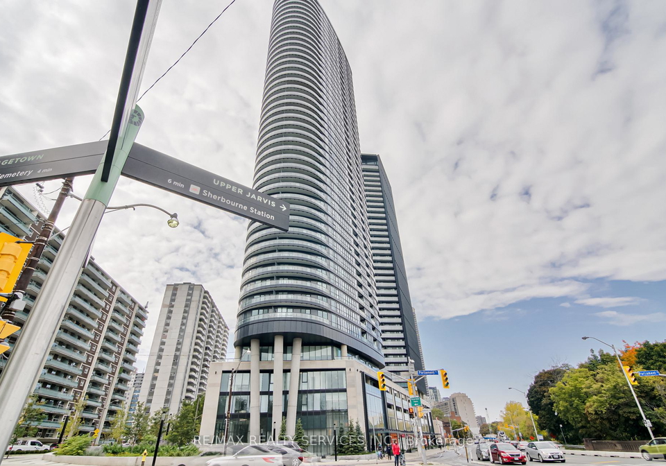 585-bloor-street-e-toronto-toronto-ontario-c13540370