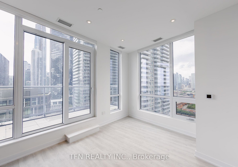 15-richardson-street-toronto-toronto-ontario-c13540404