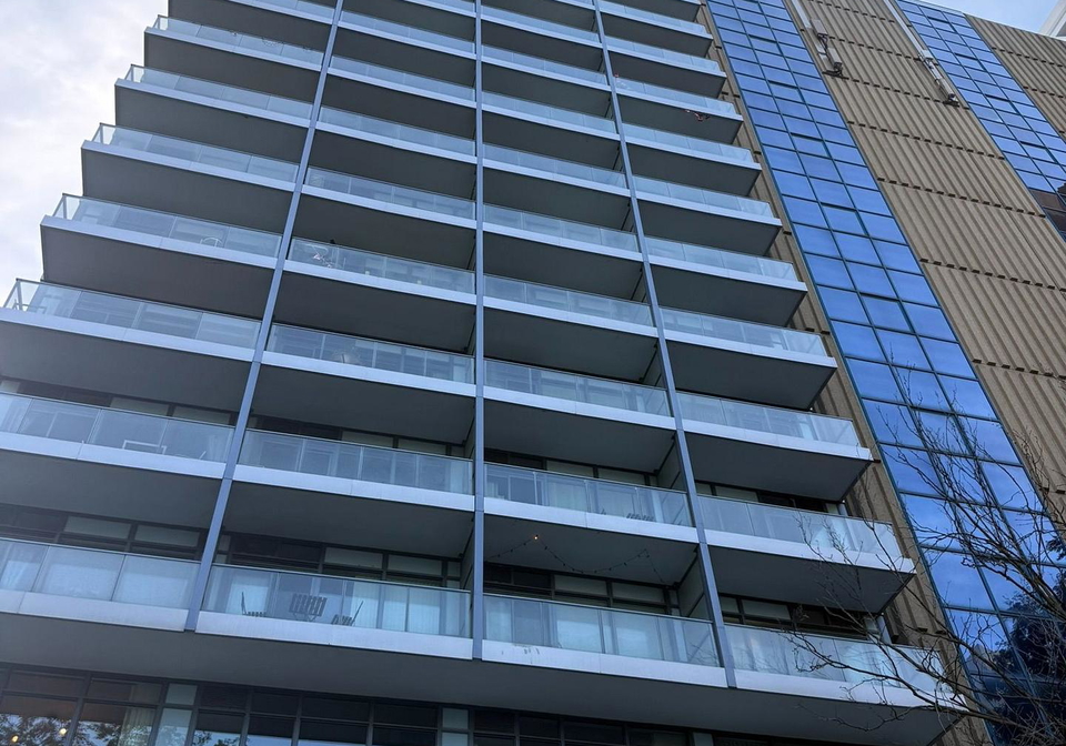 210-simcoe-street-toronto-toronto-ontario-c13540510